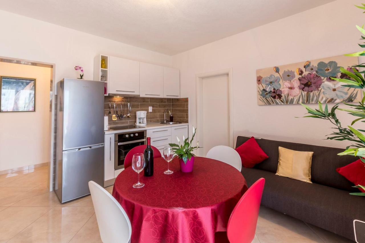 Apartments Petra Bol Zewnętrze zdjęcie