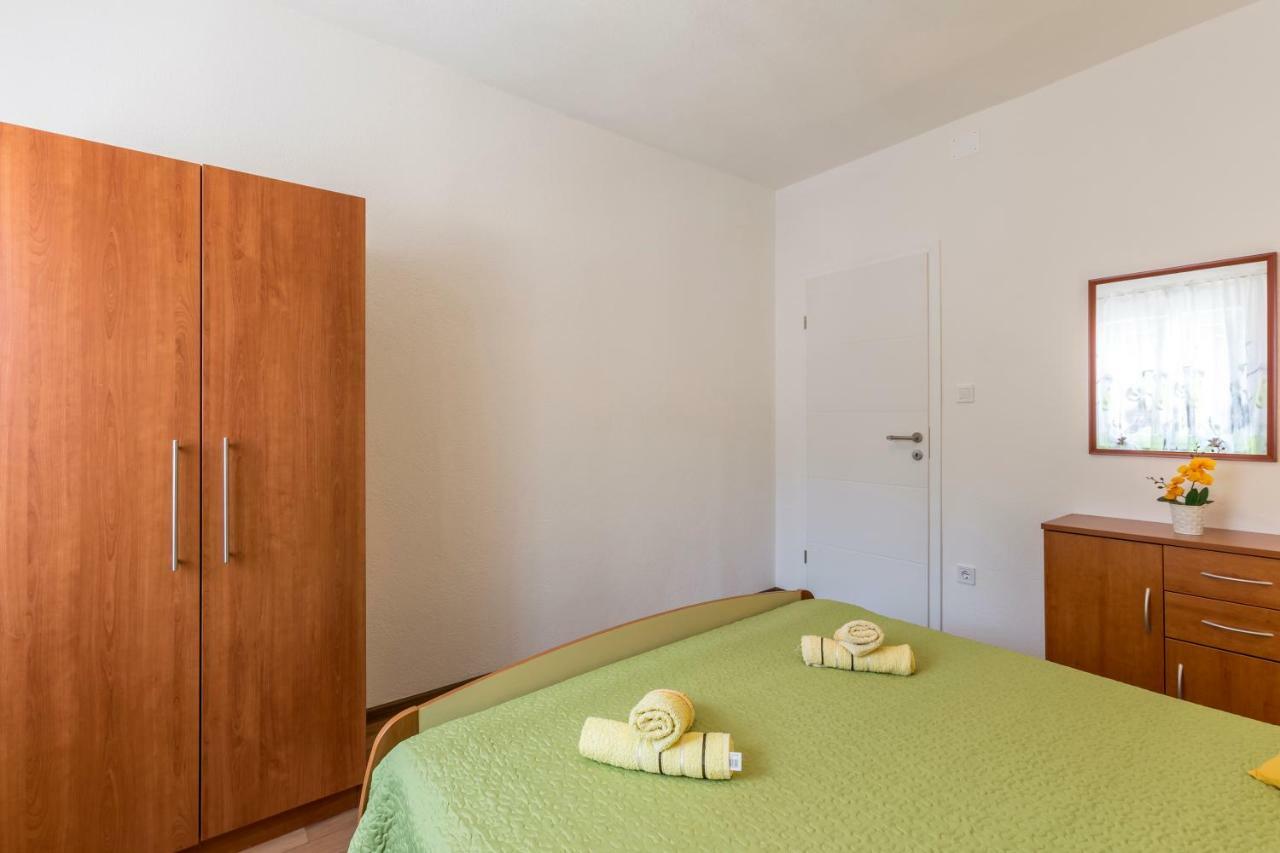 Apartments Petra Bol Zewnętrze zdjęcie