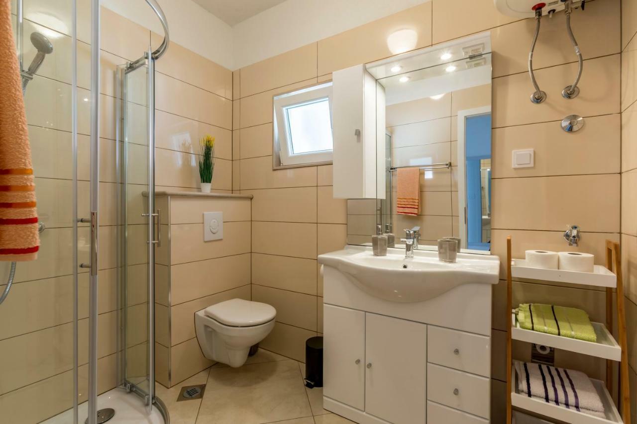 Apartments Petra Bol Zewnętrze zdjęcie